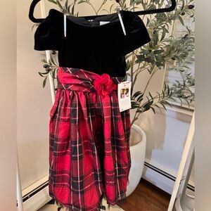 NWT Sweet Heart Rose Black and Red Plaid Dress with Flower Accent